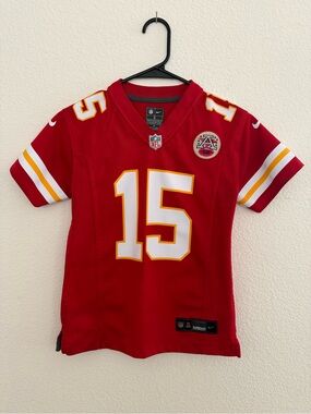 Nike Kids' Red NFL Jersey #15 Mahomes Kansas City